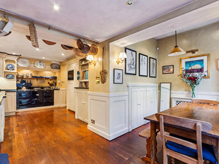 5 Bedroom Terraced House For Sale In Kings Road, London, SW10