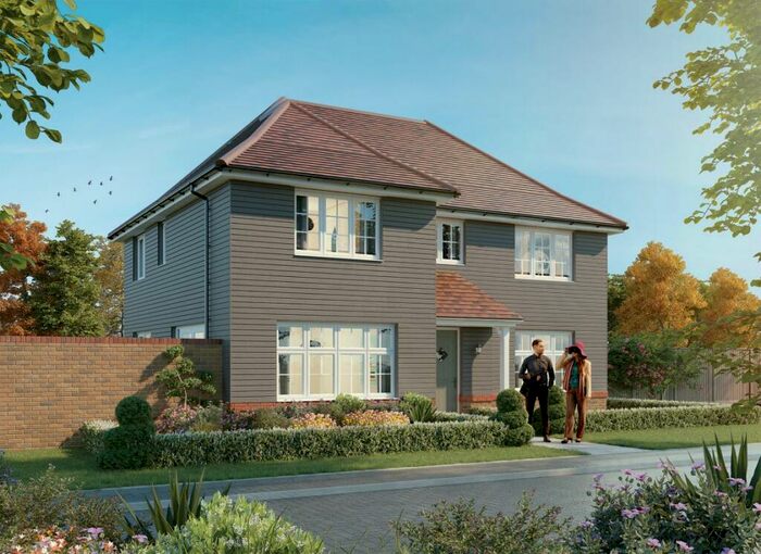 4 Bedroom Detached House For Sale In Town Road, Cliffe Woods, ME3