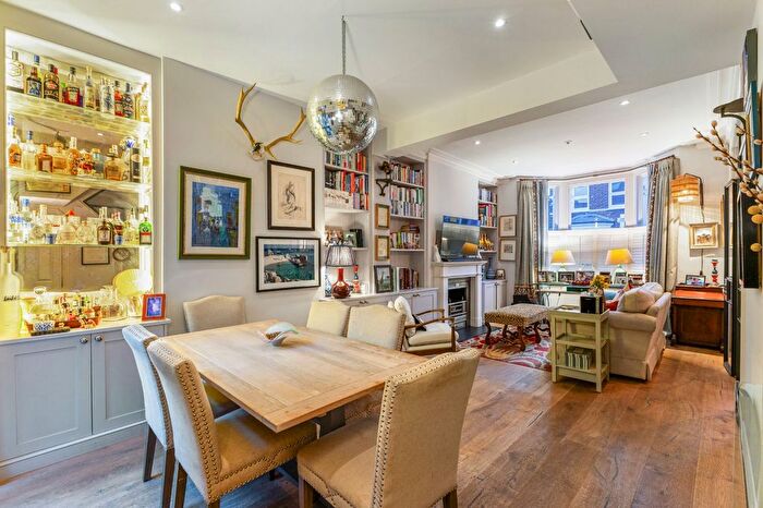3 Bedroom Terraced House For Sale In Rosaline Road, London, SW6