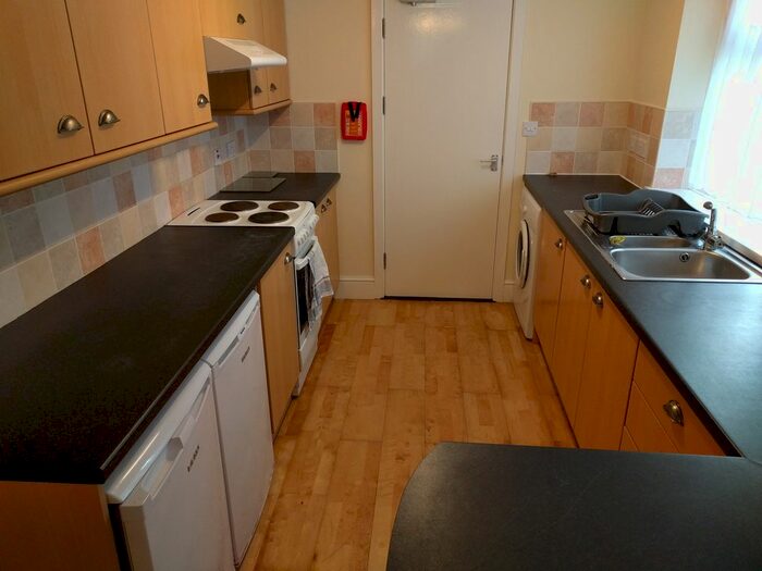 4 Bedroom Property To Rent In Argyle Street, Sandfields, Swansea, SA1