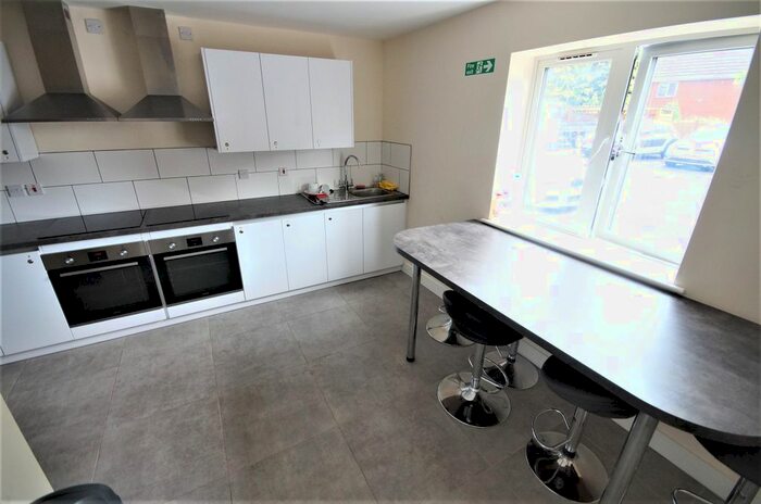 Studio To Rent In Clay Lane, Coventry, CV2