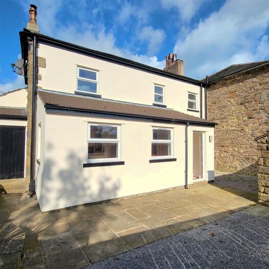 Houses to rent in The Spinney, BB2, Blackburn with Darwen