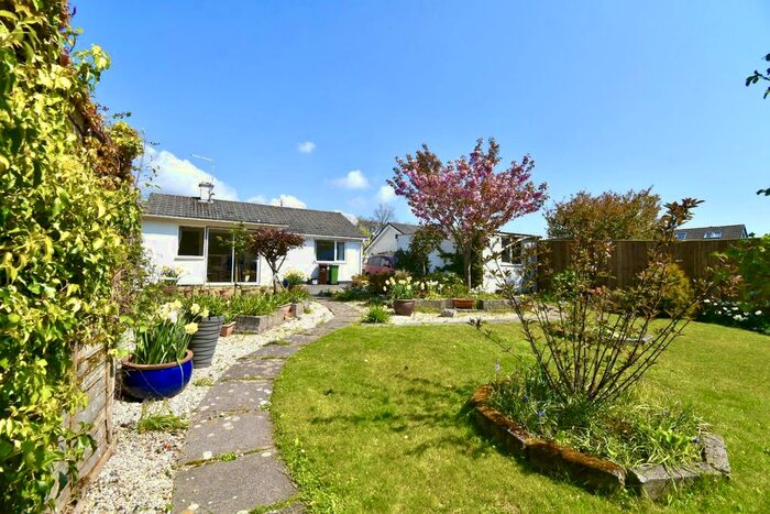 2 Bedroom Detached Bungalow For Sale In Willow Close, Mylor Bridge, Falmouth, TR11