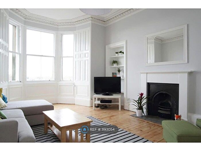 2 Bedroom Flat To Rent In Dundee Terrace, Edinburgh, EH11