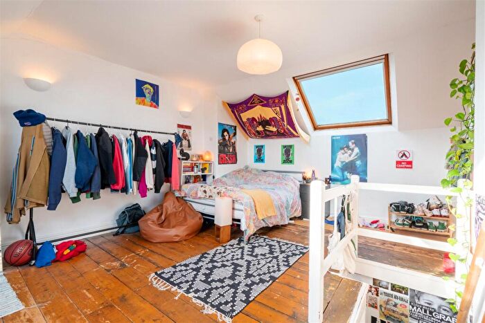 4 Bedroom House To Rent In Hoole Road, Broomhill, Sheffield, S10