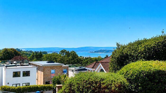2 Bedroom Apartment For Sale In Brownsea View Avenue, Poole, BH14
