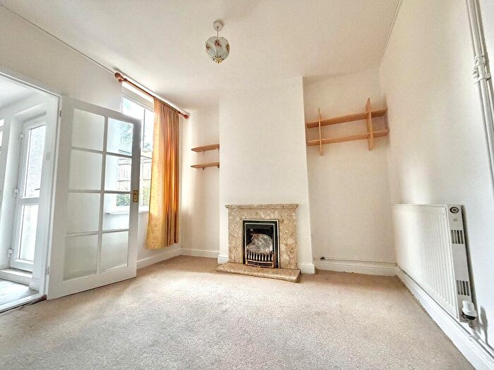 2 Bedroom Semi-Detached House To Rent In Bergholt Road, Colchester, CO4