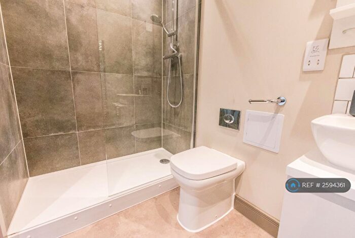 1 Bedroom Flat To Rent In Week Street, Maidstone, ME14