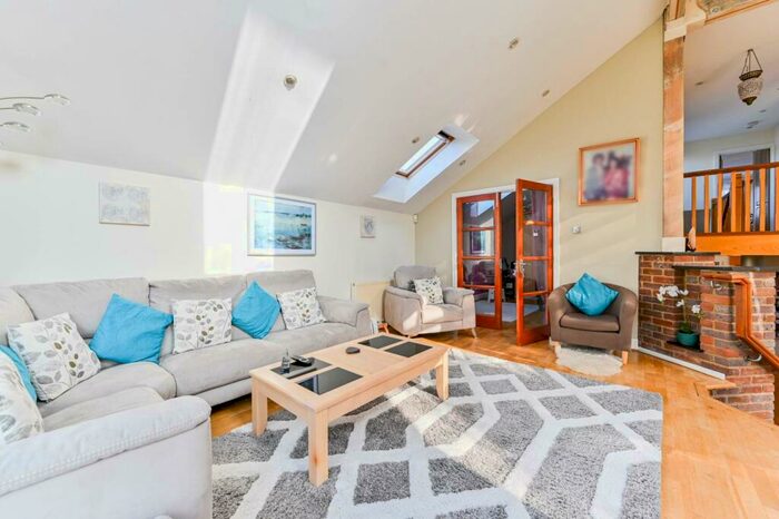 5 Bedroom Detached House To Rent In Cheney Street, Eastcote Village, Pinner, HA5