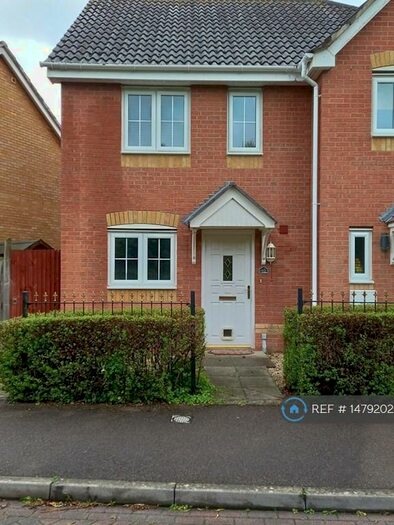 2 Bedroom Semi-Detached House To Rent In Stag Drive, Hedge End, Southampton, SO30