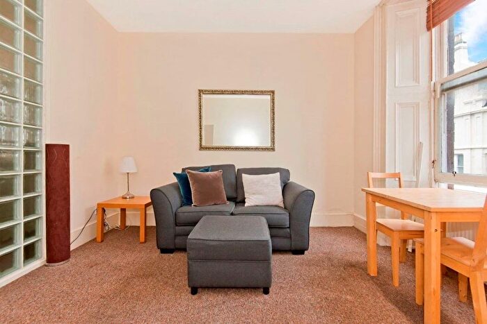 1 Bedroom Flat To Rent In Union Street, Dundee, DD1