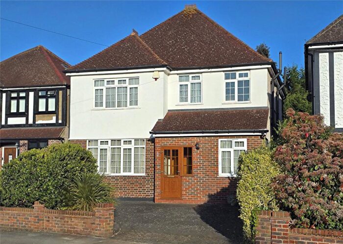 4 Bedroom Detached House For Sale In Lancing Road, Orpington, Kent, BR6