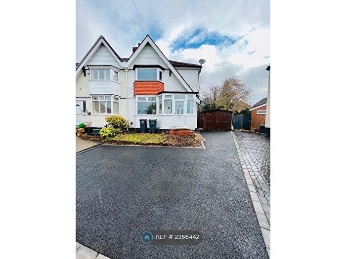 3 Bedroom Semi-Detached House To Rent In Rock Avenue, Birmingham, B45