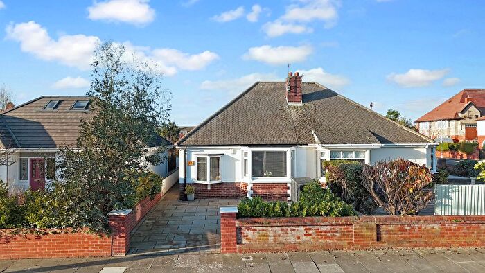 2 Bedroom Bungalow For Sale In Sandhurst Avenue, Lytham St Annes, FY8