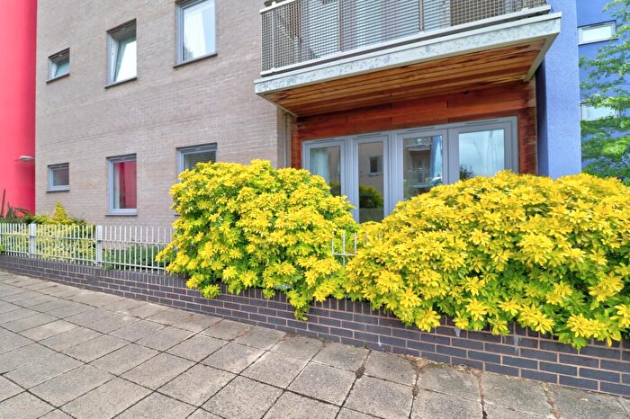 3 Bedroom Flat For Sale In Cubitt Way, Peterborough, PE2