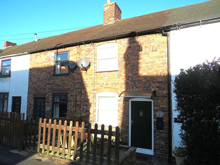 2 Bedroom Property To Rent In Tamworth Road, Amington, B77