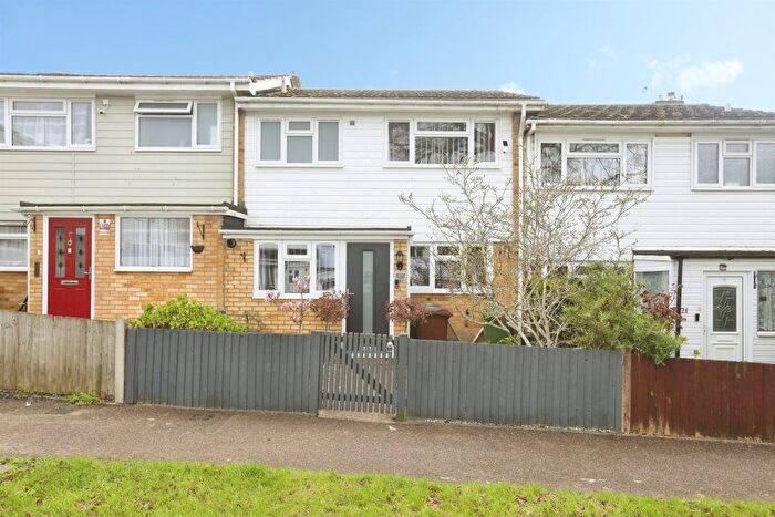 3 Bedroom Terraced House For Sale In Coppice Road, Chatham, ME5