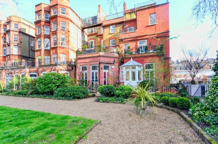 2 Bedroom Flat To Rent In Bramham Gardens, South Kensington, London, SW5