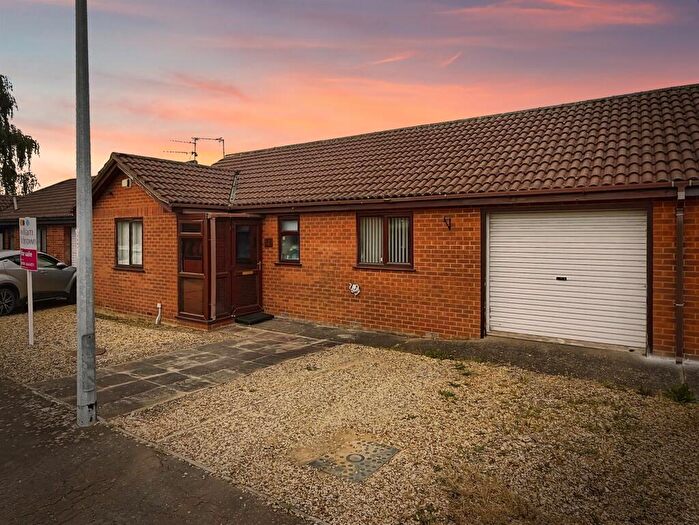 2 Bedroom Bungalow For Sale In Woolcroft Close, Leverington, Wisbech, PE13