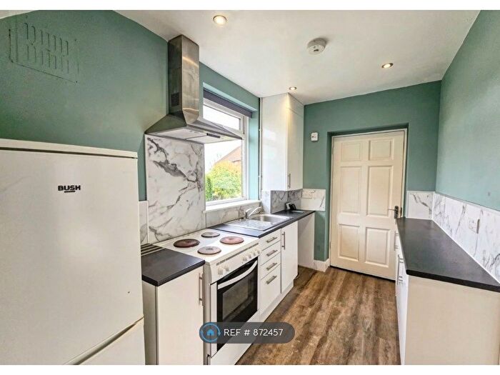 3 Bedroom Semi-detached House To Rent In Lilac Road, Bedworth, CV12