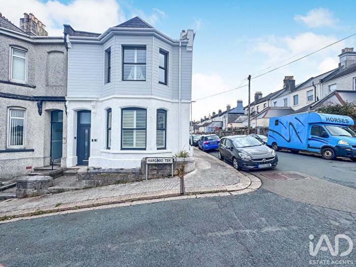3 Bedroom End Of Terrace House For Sale In Hargood Terrace, Plymouth, PL2