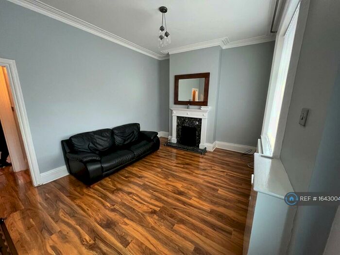 2 Bedroom Terraced House To Rent In Montgomery Street, Oldham, OL8