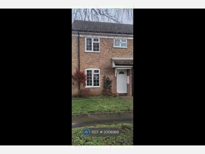 3 Bedroom End Of Terrace House To Rent In Lambourn Close, Cambridge, CB2