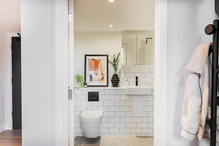 1 Bedroom Flat To Rent In Clay, Salford Quays, M50