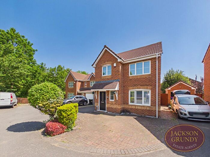 3 Bedroom Detached House For Sale In Crome Close, Wellingborough, NN8