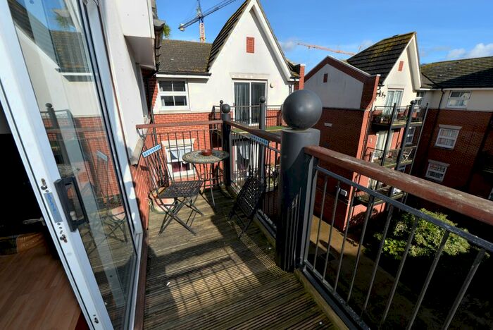2 Bedroom Flat To Rent In Briton Street, Southampton, SO14
