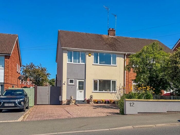 4 Bedroom Semi Detached House For Sale In Farcroft Avenue, Coventry, CV5