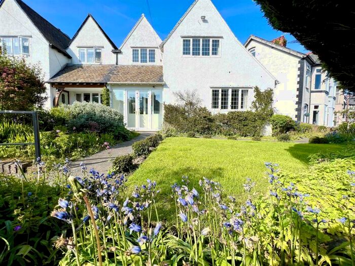 3 Bedroom House For Sale In Bryn Hyfryd Park, Conwy, LL32