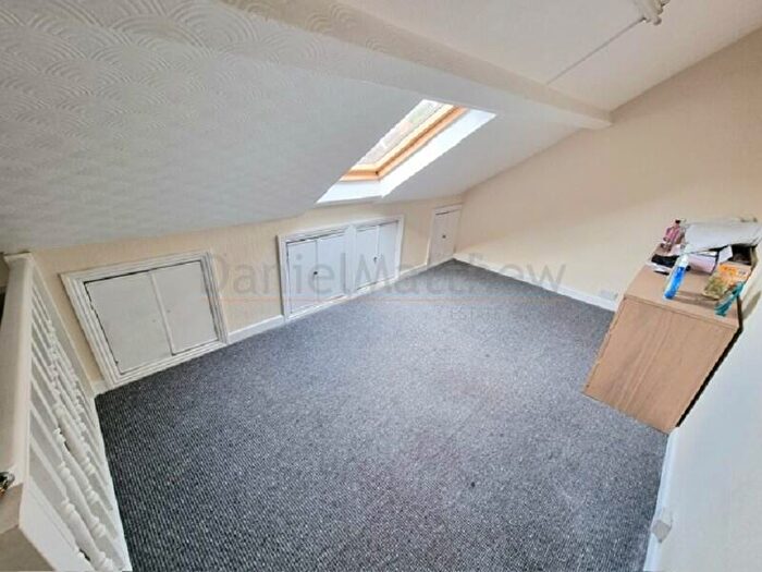1 Bedroom Flat To Rent In Flat, Vere Street, Barry, The Vale Of Glamorgan., CF63