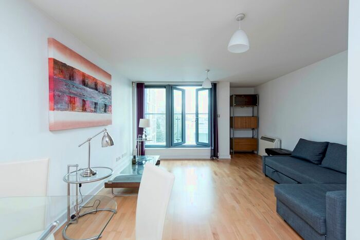 1 Bedroom Flat To Rent In Hardwicks Way, London, SW18