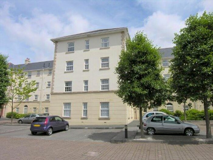 2 Bedroom Flat To Rent In Emily Gardens, Plymouth, Devon PL4