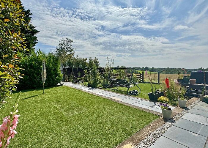3 Bedroom End Of Terrace House For Sale In Kentish Farm Road, Stisted, Braintree, CM77