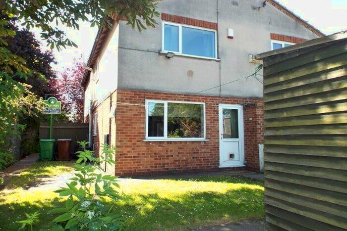 1 Bedroom Semi-Detached House To Rent In Kinglake Place, Nottingham, NG2