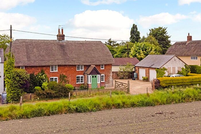 4 Bedroom Detached House For Sale In Coate, Devizes, SN10