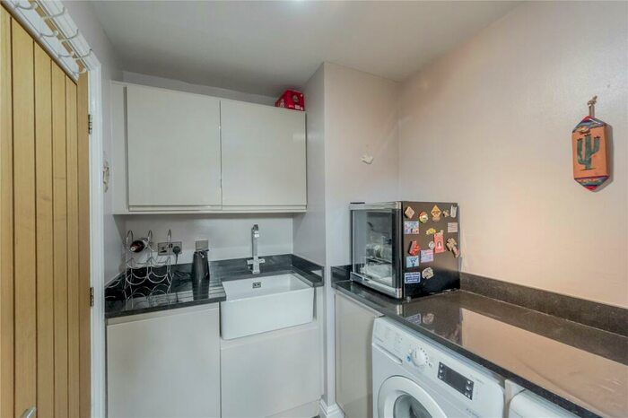 4 Bedroom Detached House For Sale In Red Vale, Gomersal, West Yorkshire, BD19