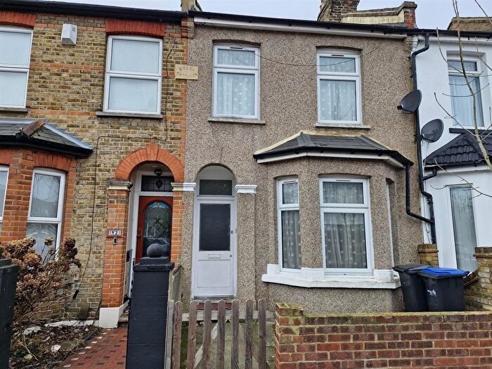 3 Bedroom Property To Rent In Gilbert Street, Enfield, EN3