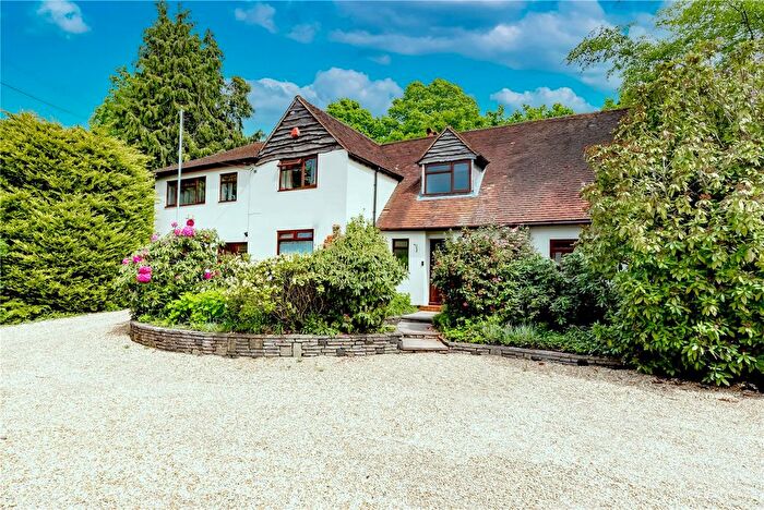 6 Bedroom Detached House For Sale In Frimley Road, Ash Vale, Surrey, GU12