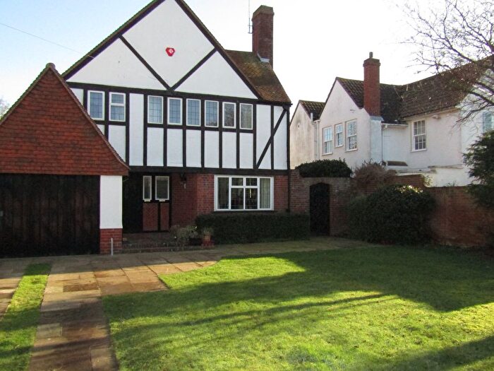 4 Bedroom Detached House To Rent In Third Avenue, Frinton-On-Sea, CO13