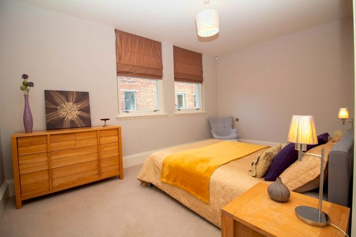 2 Bedroom Flat To Rent In Broughton Market, New Town, Edinburgh, EH3