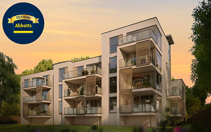 2 Bedroom Apartment To Rent In Hardy Close, CM1