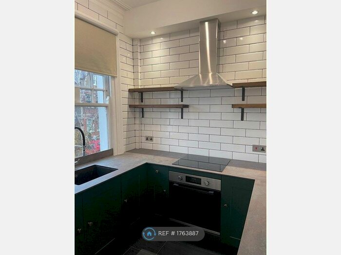 Studio To Rent In Elmbourne Road, London, SW17