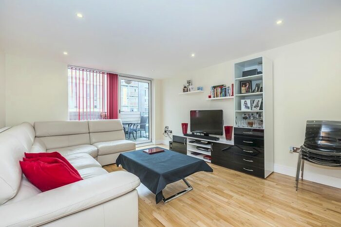 1 Bedroom Flat To Rent In Merryweather Place, London, SE10