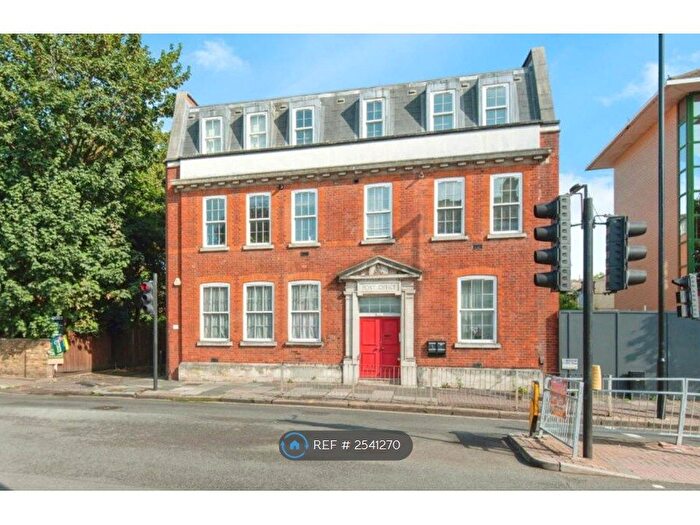 1 Bedroom Flat To Rent In Atlas House, Isleworth, TW7