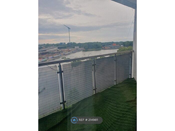 2 Bedroom Flat To Rent In Southmere Drive, London, SE2