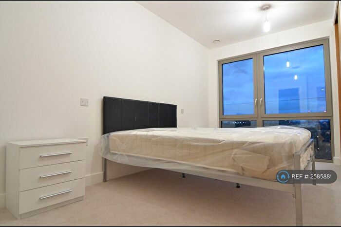 2 Bedroom Flat To Rent In Bywell Place, London, E16