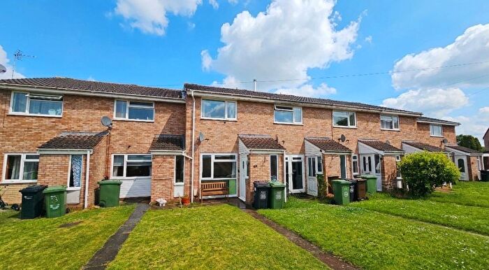 2 Bedroom Terraced House For Sale In Stephens Close, Hereford, HR4